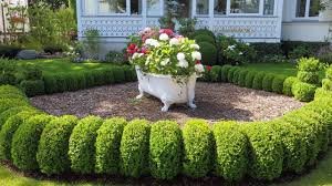 Crafts’ Lawnscapes